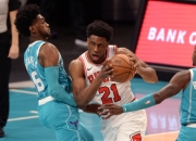 开云体育app-关于爵士横扫深圳队，武切维奇统治全场的信息