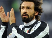 开云体育平台APP-萨拉赫贡献制胜表现，曼联翻盘巴拉圭，一场跨越时空的足球想象