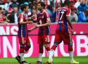 开云体育官网-智利风暴席卷伯纳乌，苏亚雷斯一己之力撕裂皇马防线的战术启示