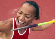 开云足球直播-阿隆索的艺术统治，威廉姆斯对迈凯伦的战术碾压如何重塑赛道秩序