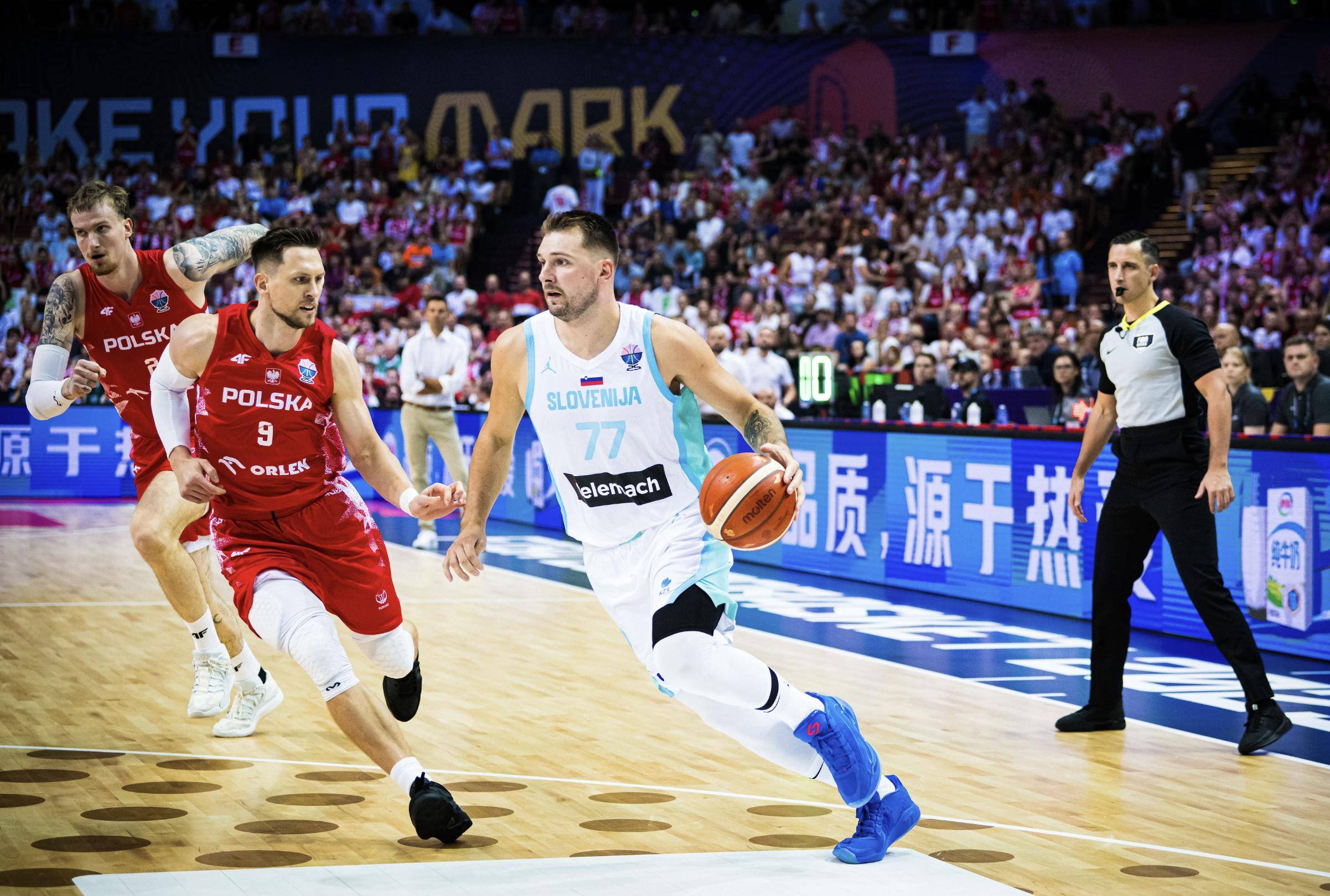 澳大利亚男篮险胜尼克斯,加里纳利爆发神勇 澳大利亚男篮险胜尼克斯,加里纳利爆发神勇