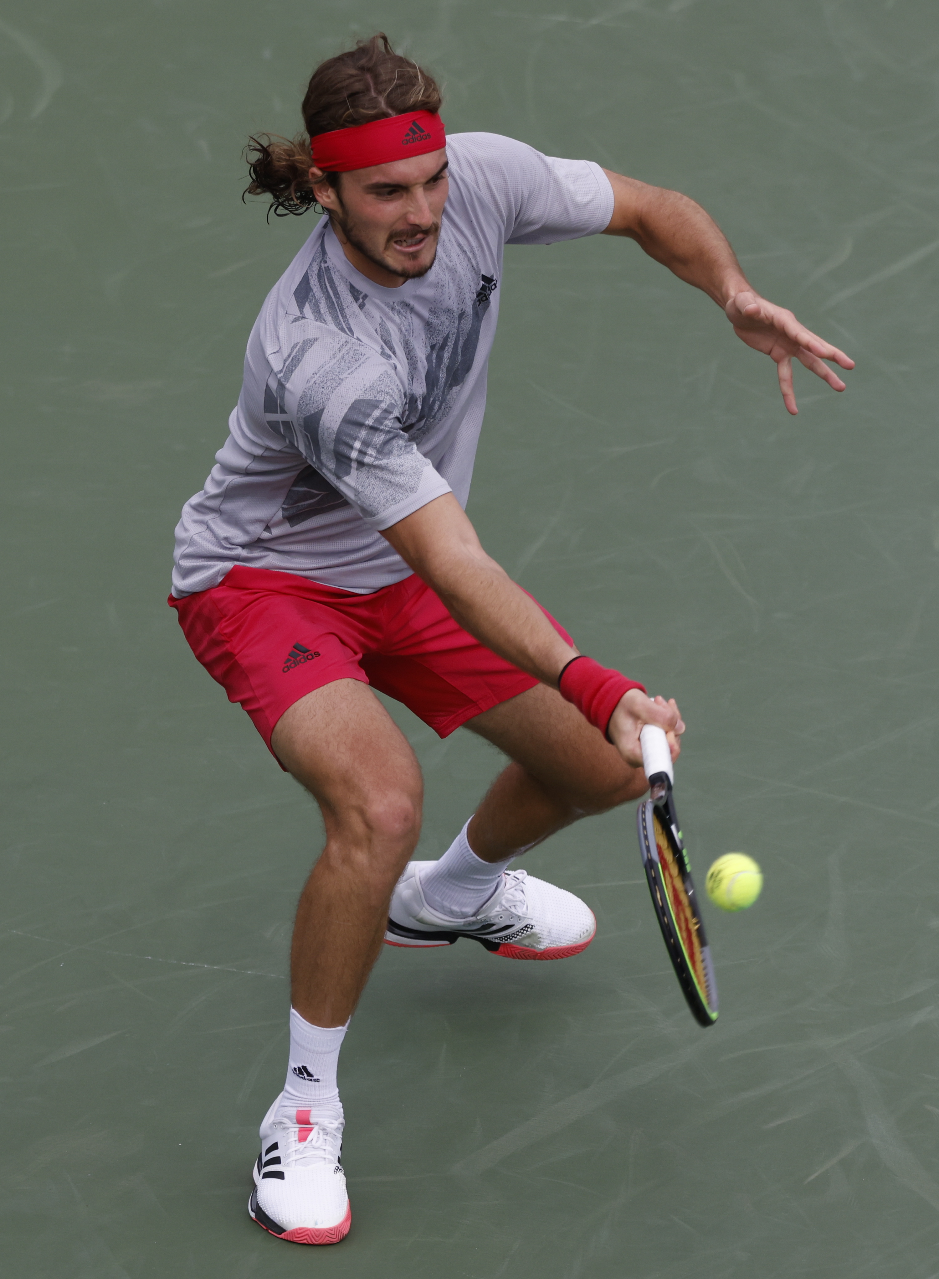 美国网球队碾压世界网球队，西西帕斯惊艳世界的简单介绍