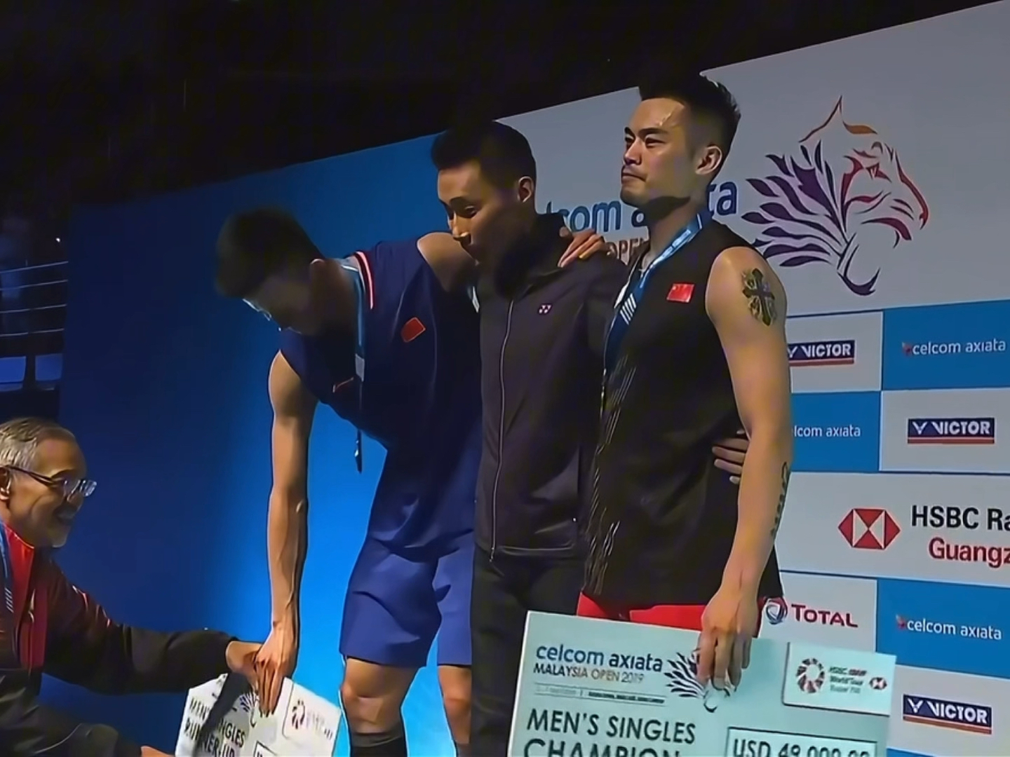 日本羽毛球队鏖战英格兰羽毛球队，林丹送出助攻的简单介绍