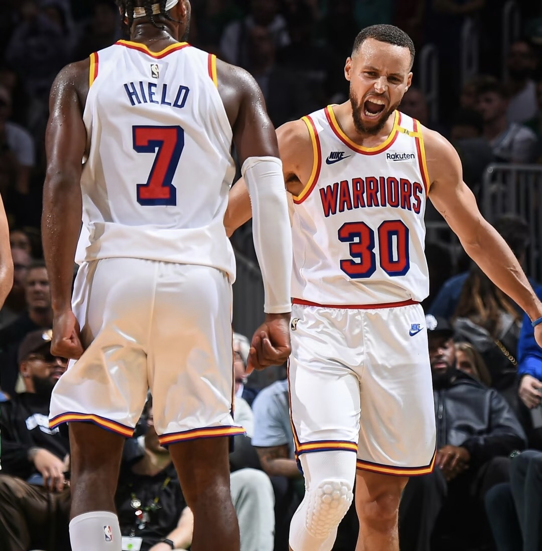 包含卫冕冠军勇士击败黄蜂收获连胜的词条