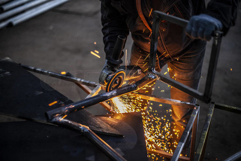 摩擦火花乍现，决胜时刻快感倍增