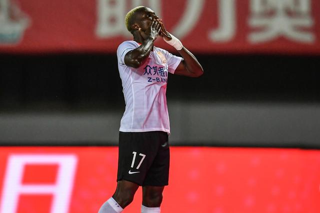 包含北京人和客战武汉卓尔，谁能取得三分？的词条