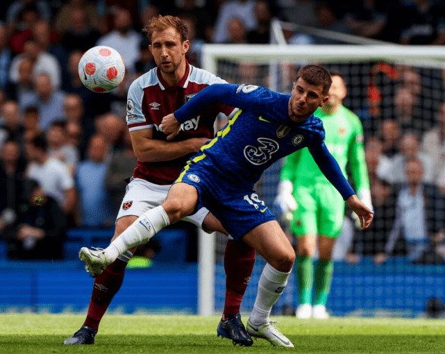 切尔西遭遇逆转，积分差距缩小的简单介绍