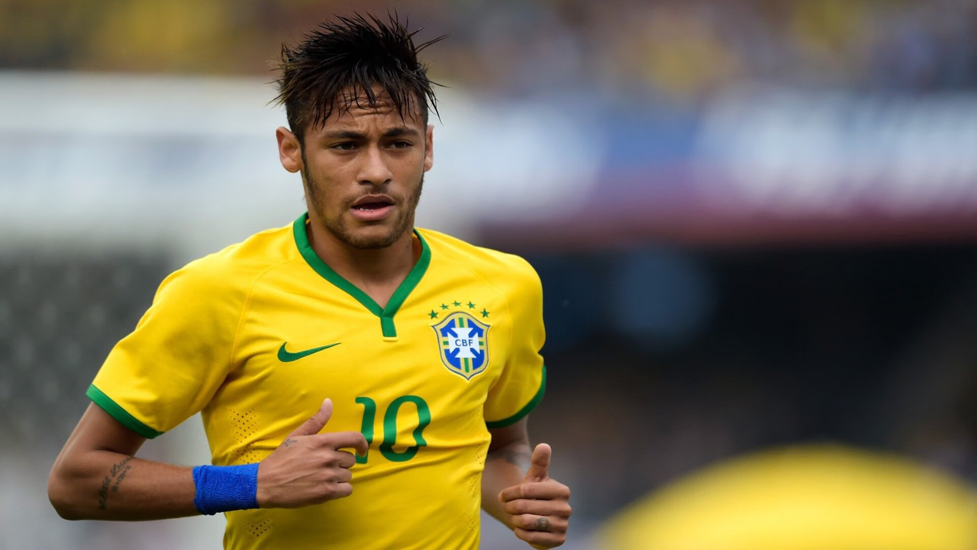 意甲焦点战之夜,保罗末节接管比赛,谱写传奇新章